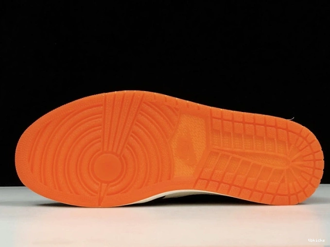 Rep TB AV3725-010 Satin Retro Backboard 1 Womens Air Jordan Shattered 0709